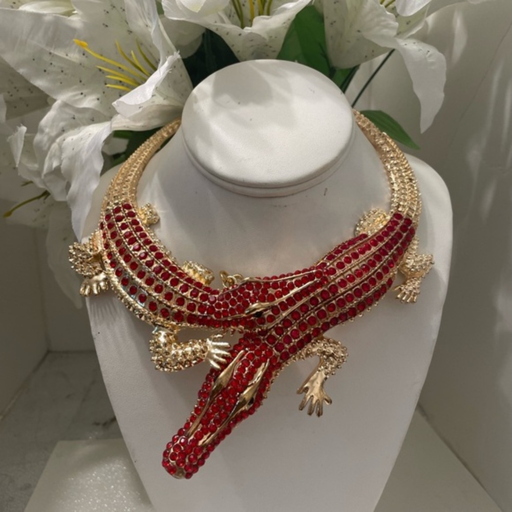 Elegant Gold and Red Alligator Necklace